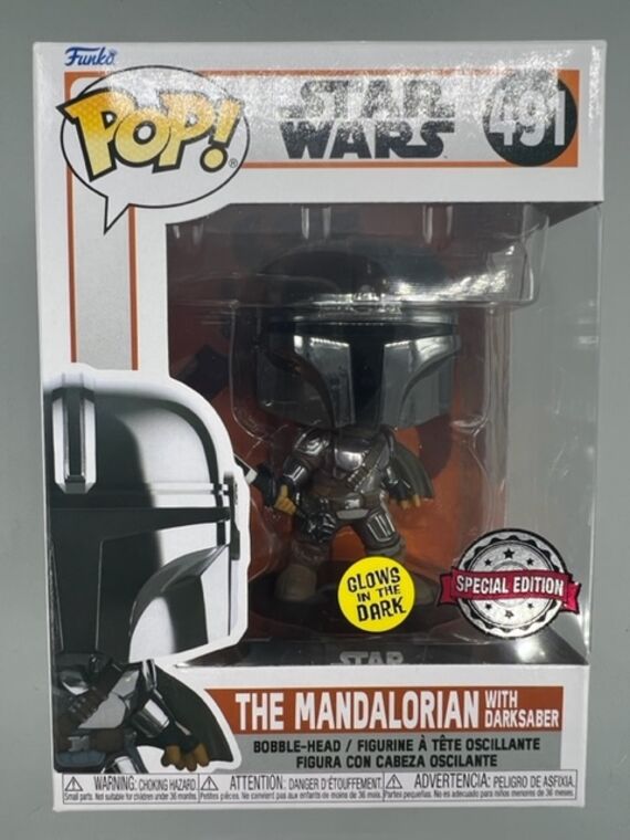 #491 The Mandalorian (with Darksaber) Chrome Glow Star Wars