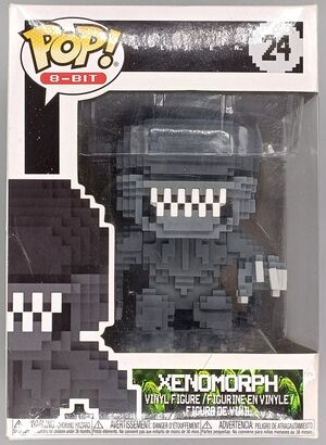 #24 Xenomorph - 8-Bit - Alien - BOX DAMAGE