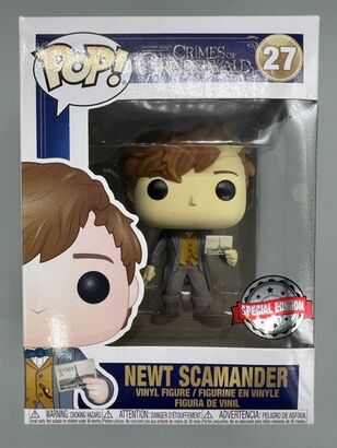 #27 Newt Scamander (w/ Postcard) - Fantastic Beasts