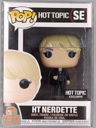 #SE HT Nerdette - Hot Topic