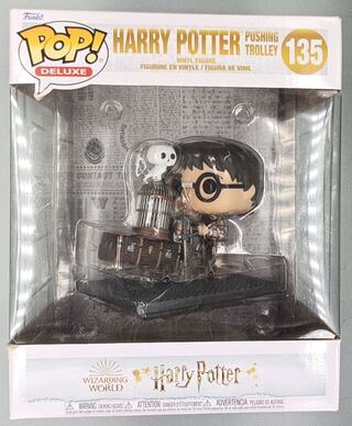 #135 Harry Potter (Pushing Trolley) Deluxe - BOX DAMAGE