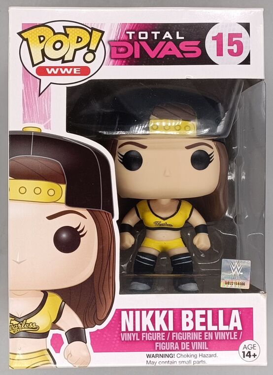 #15 Nikki Bella - WWE Total Divas - BOX DAMAGE
