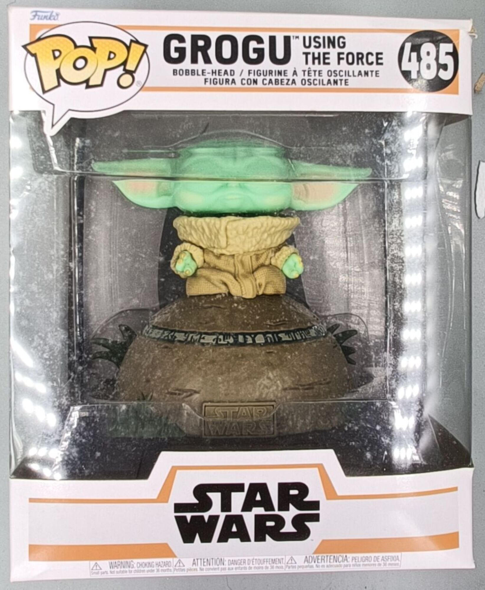 #485 Grogu (Using the Force, Lights up) Deluxe - Star DAMAGE – Funko Pops