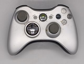 Xbox 360 Wireless Controller (Light Grey)