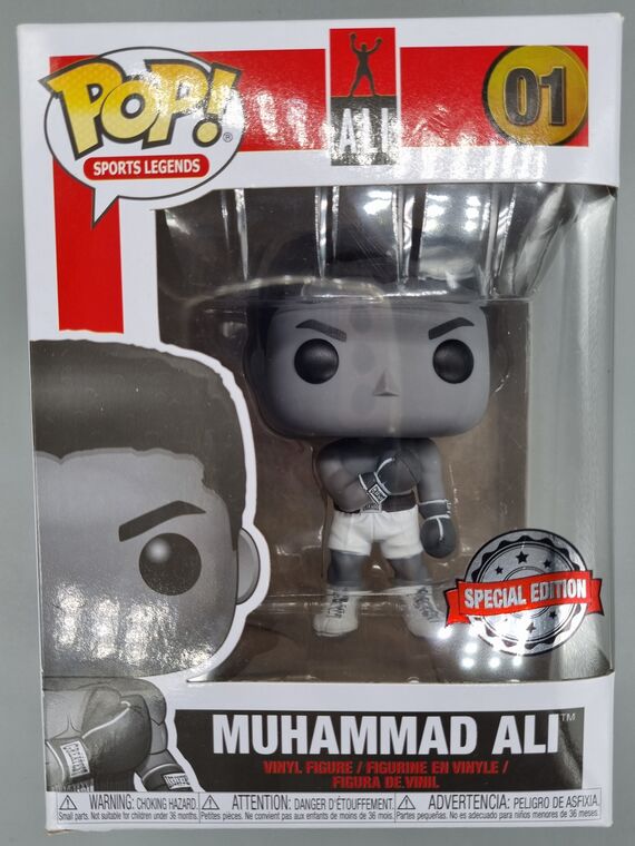 #01 Muhammad Ali - B&W - Sports Legends