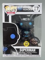 #07 Superman (Silhouette) Glow - DC  GITD - BOX DAMAGE