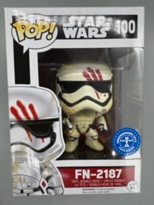 #100 FN2187  Star Wars The Force Awakens - BOX DAMAGED