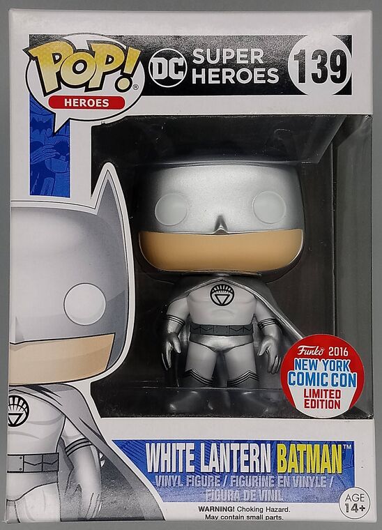 #139 White Lantern Batman (Blowing Cape) - DC - 2016 Con