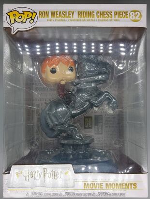 #82 Ron Weasley Riding Chess Piece Movie Moment DAMAGED