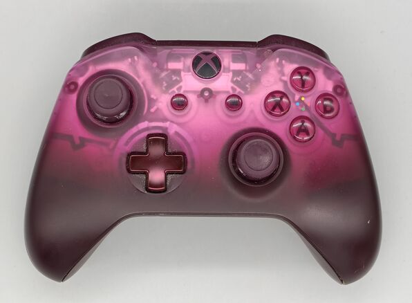 Xbox One Special Edition Wireless Controller Phantom Magenta